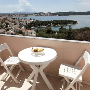 Mia Trogir